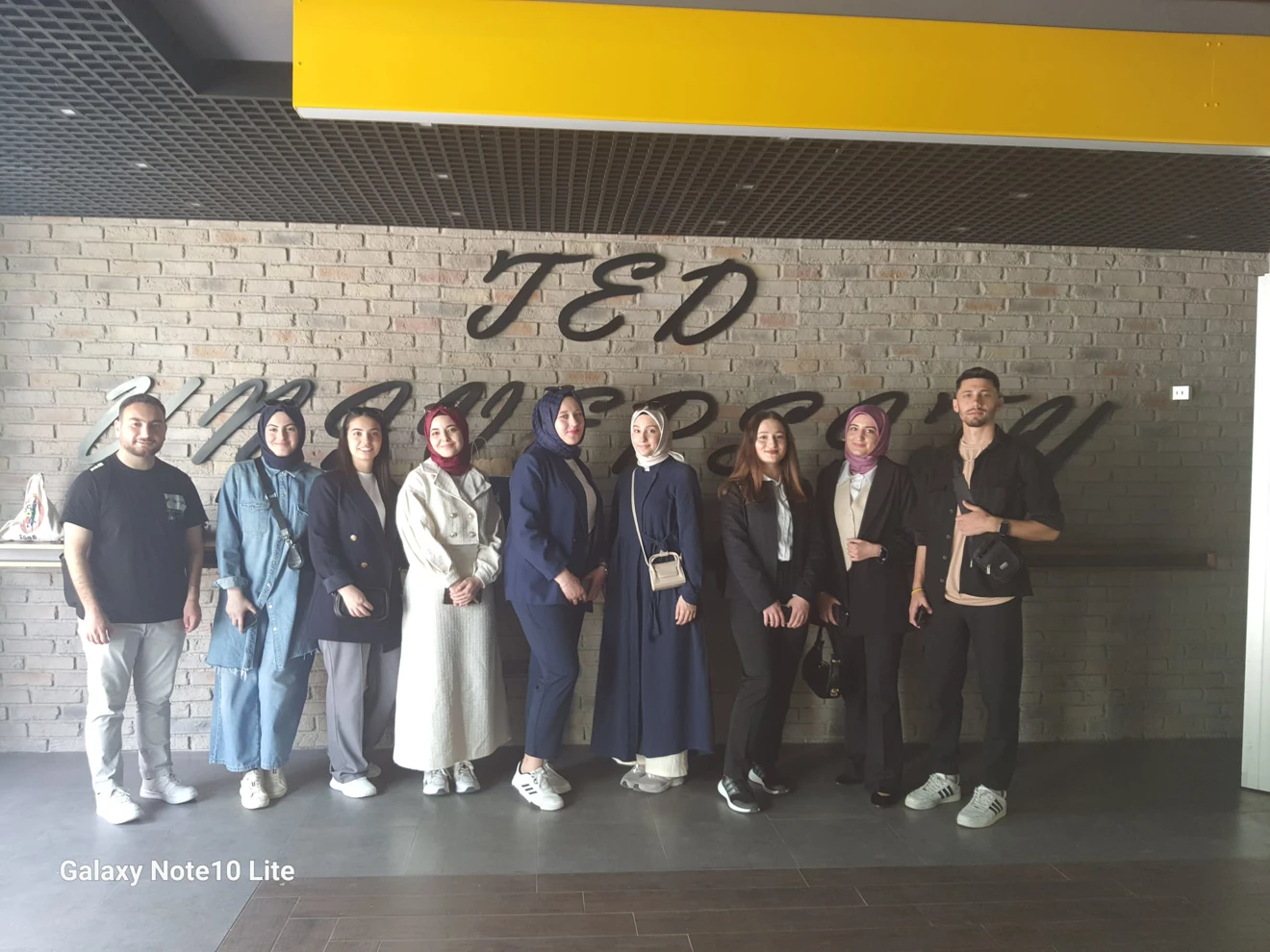 Öğrencilerimiz III. Ulusal Sınıf Öğretmenliği Öğrenci Kongresi'nde Sunumlarını Gerçekleştirdiler